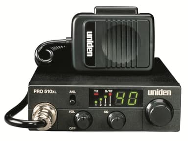 Uniden PRO510XL Pro Series Radio CB 40 canaux. Design compact. Écran LCD rétroéclairé. Adresse publique. Commutateur ANL et sortie audio 7 W. Circuit PLL unique. Compteur LED S/RF, noir
